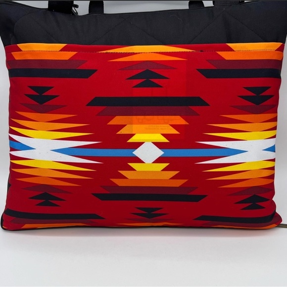 Pendleton Packable Blanket - Picture 7 of 8